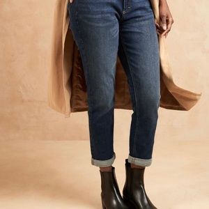 Banana republic girlfriend or boyfriend jeans size 14